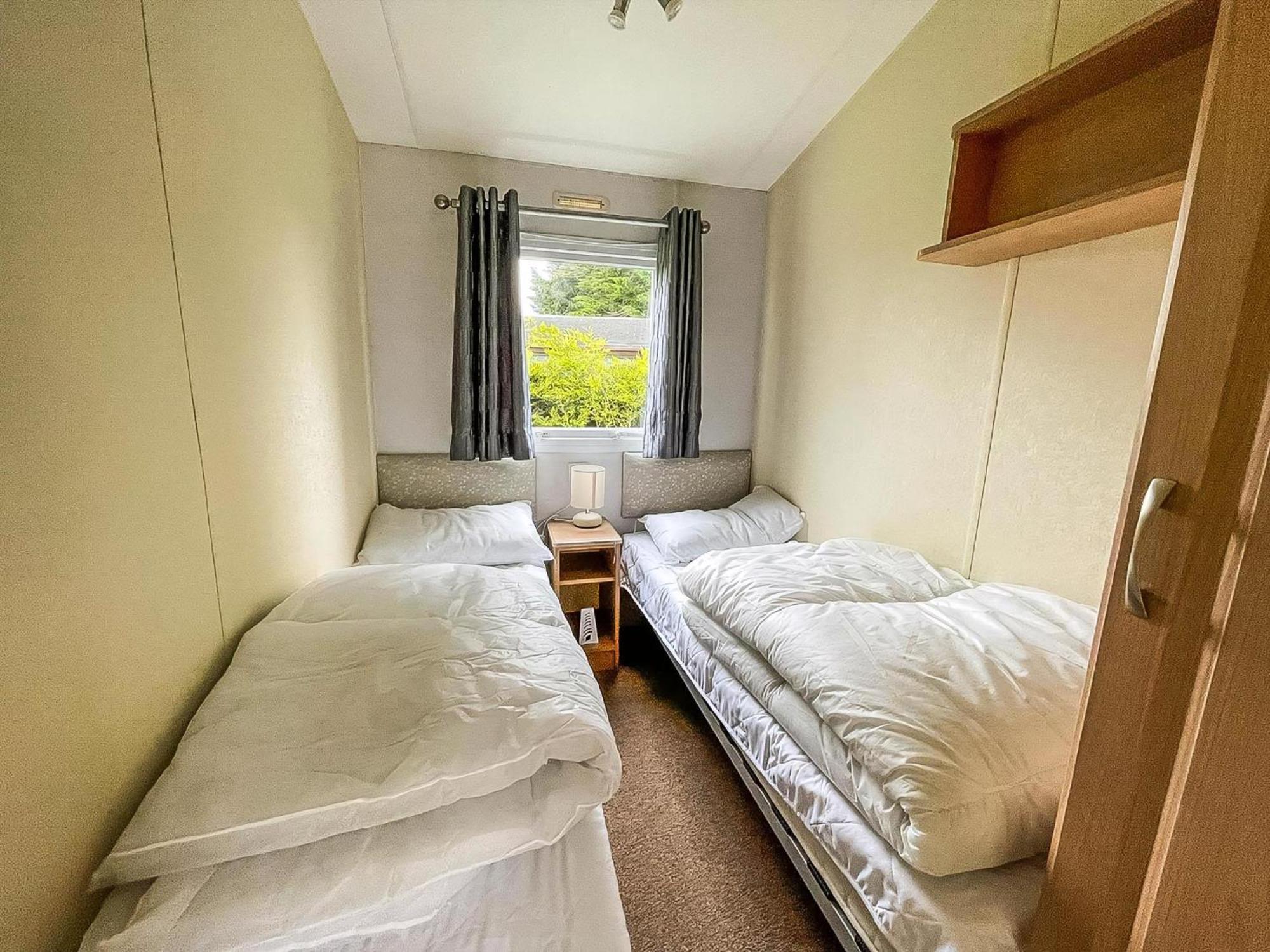 Great Caravan At Breydon Water Holiday Park, Ref 10086B Belton with Browston Exterior photo
